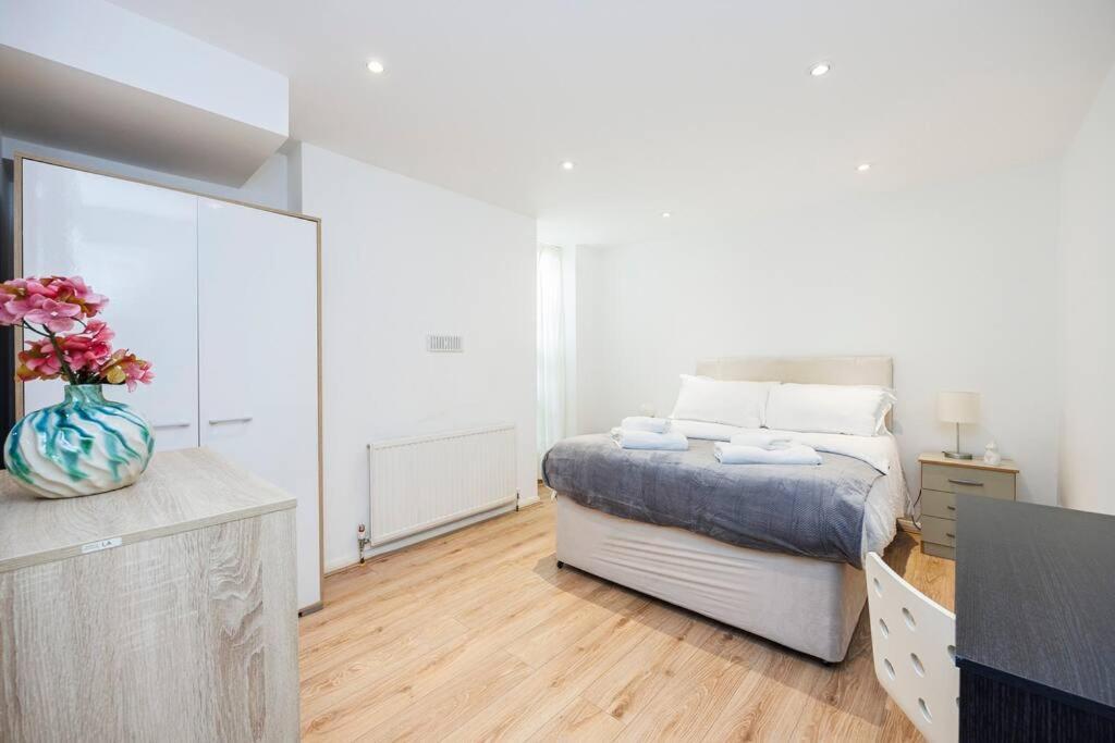 2Br Hideaway In Central Clerkenwell Londres Exterior foto